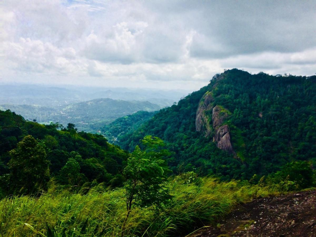 Ceylon Saradiel Home Stay Mawanella 外观 照片